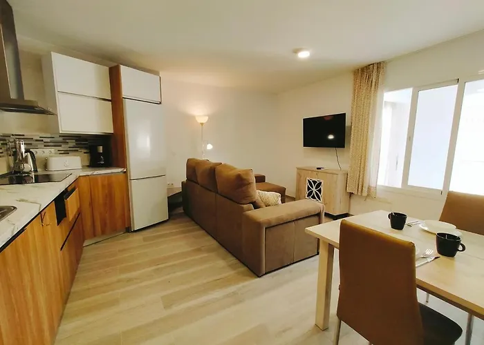 Sun Bronce A Centro Нерха